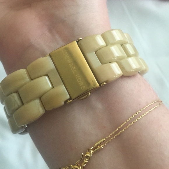 Michael Kors watch - Picture 3 of 3